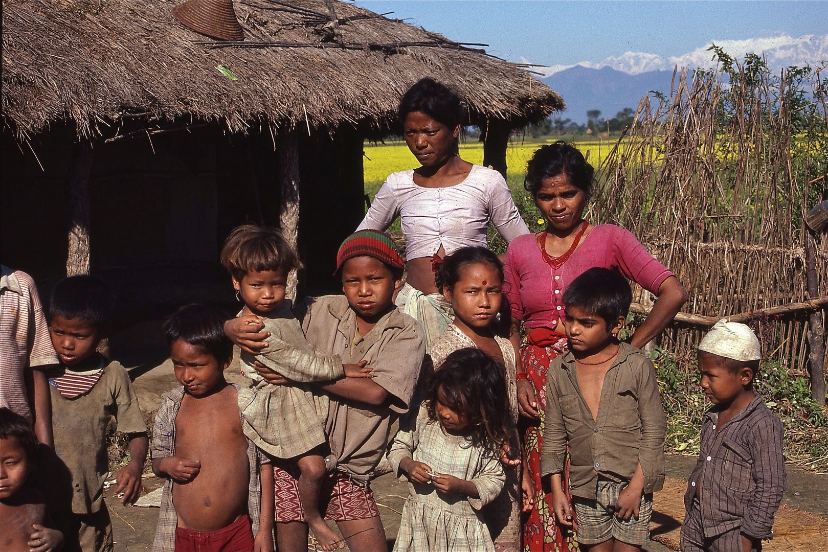 beautiful-nepali-family-nepal-collection-beautiful